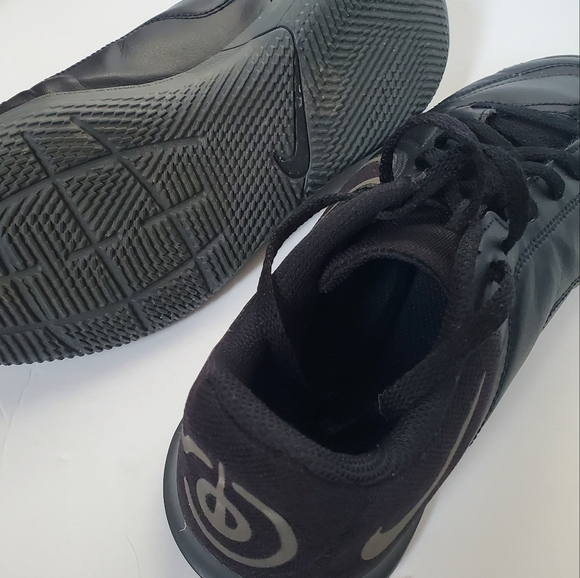 ๐ Nike Tiempo Youth 5.5 Futsal Indoor Soccer Court Shoes Good Pre owned - Picture 4 of 7